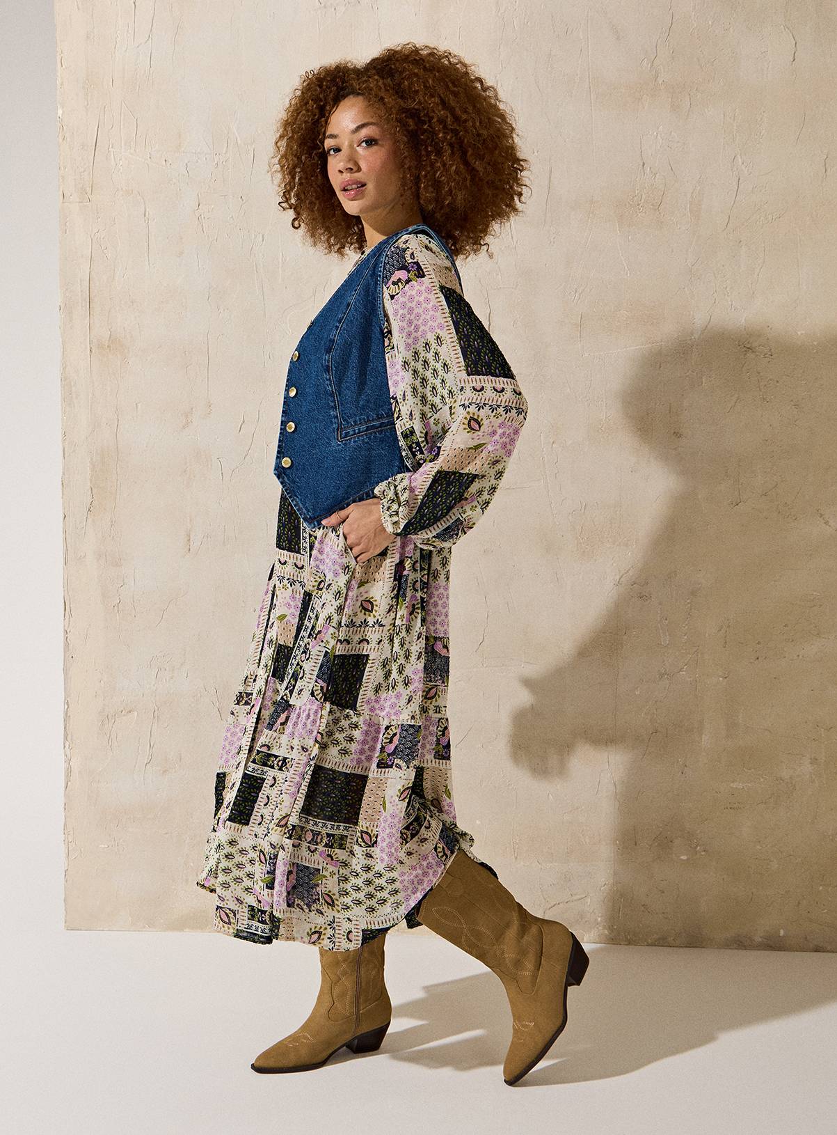 EVERBELLE Patchwork Printed Tiered Midaxi Dress 18 - Image 2